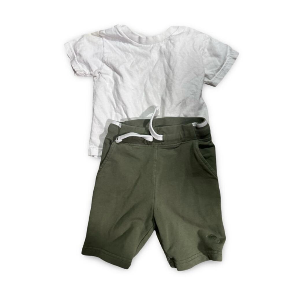 Hanes Comfort Toddler Outfit 2T-3T White T-Shirt & Green Shorts Set